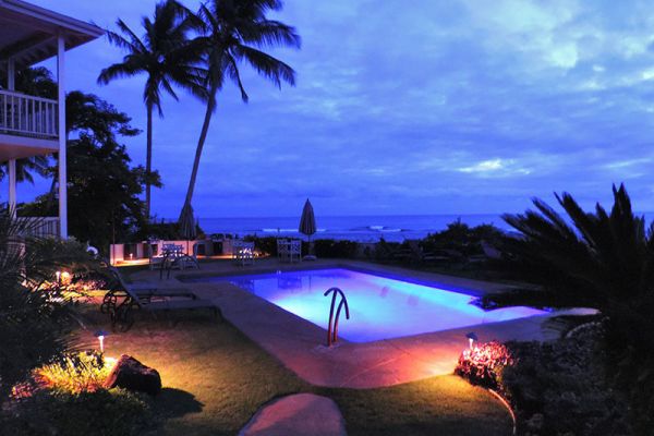 moonglow at night over Alihi Lani heated swimming pool